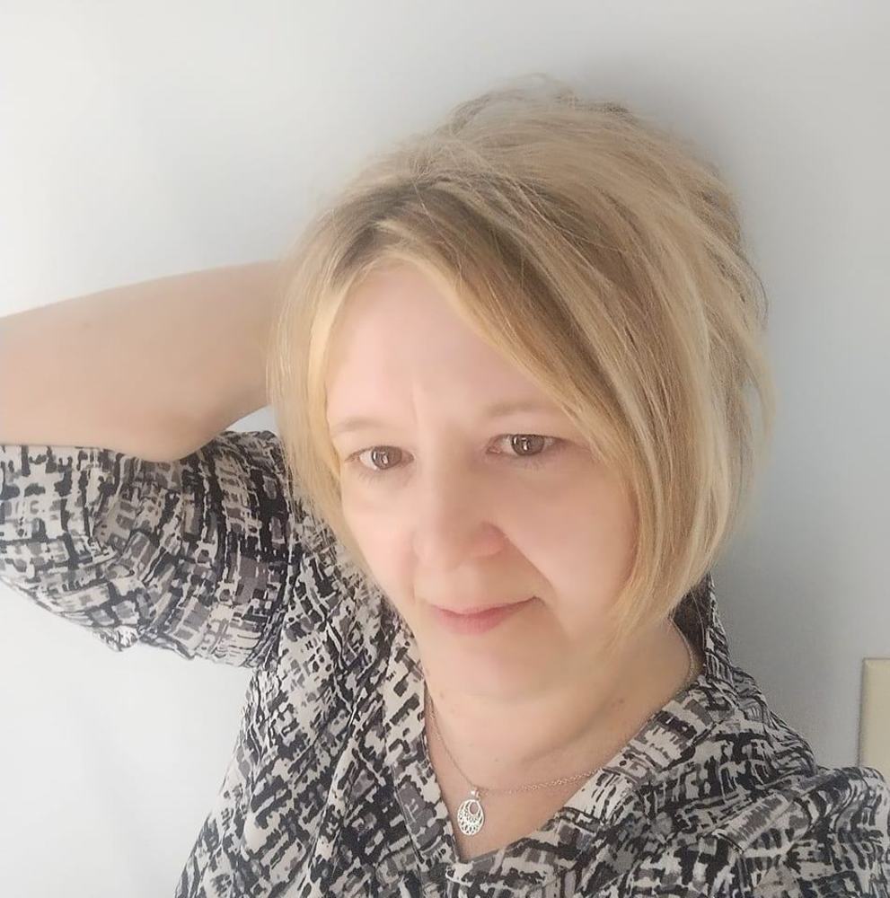 Meet your Posher, Suzette
